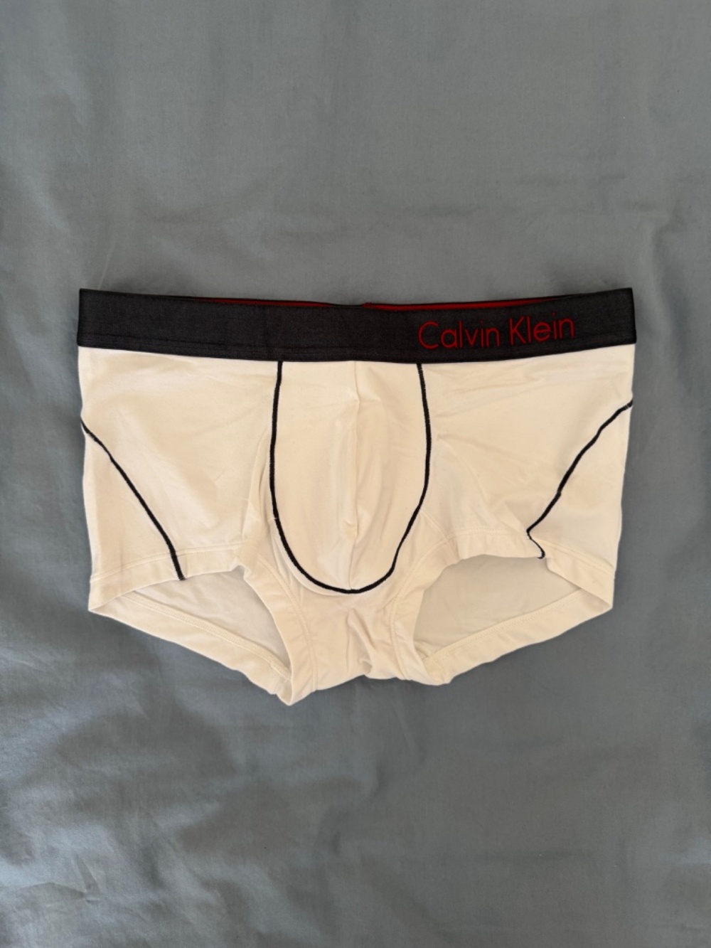 Calvin Klein Pro Stretch Reflex Low-Rise Trunks - White/Grey - NWT - Small